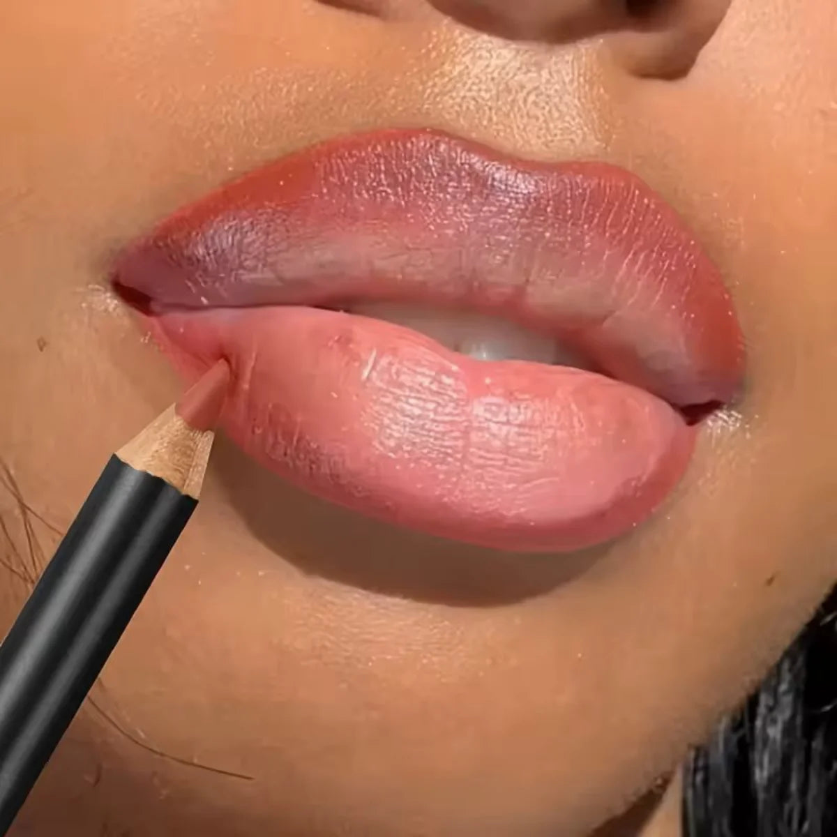 Perfect Lip Contour
